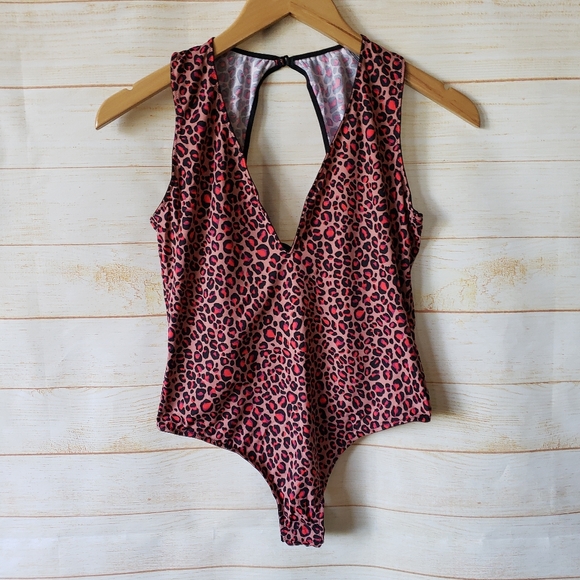 VICTORIA'S SECRET VERY SEXY Plunge Thong Bodysuit Teddy Animal Print Medium - Picture 5 of 13